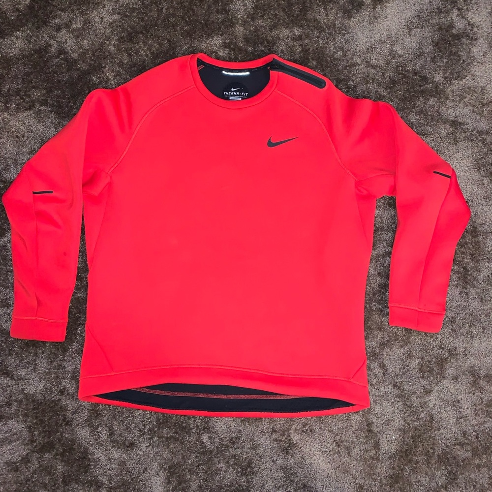 Nike therma-fit crewneck sweater